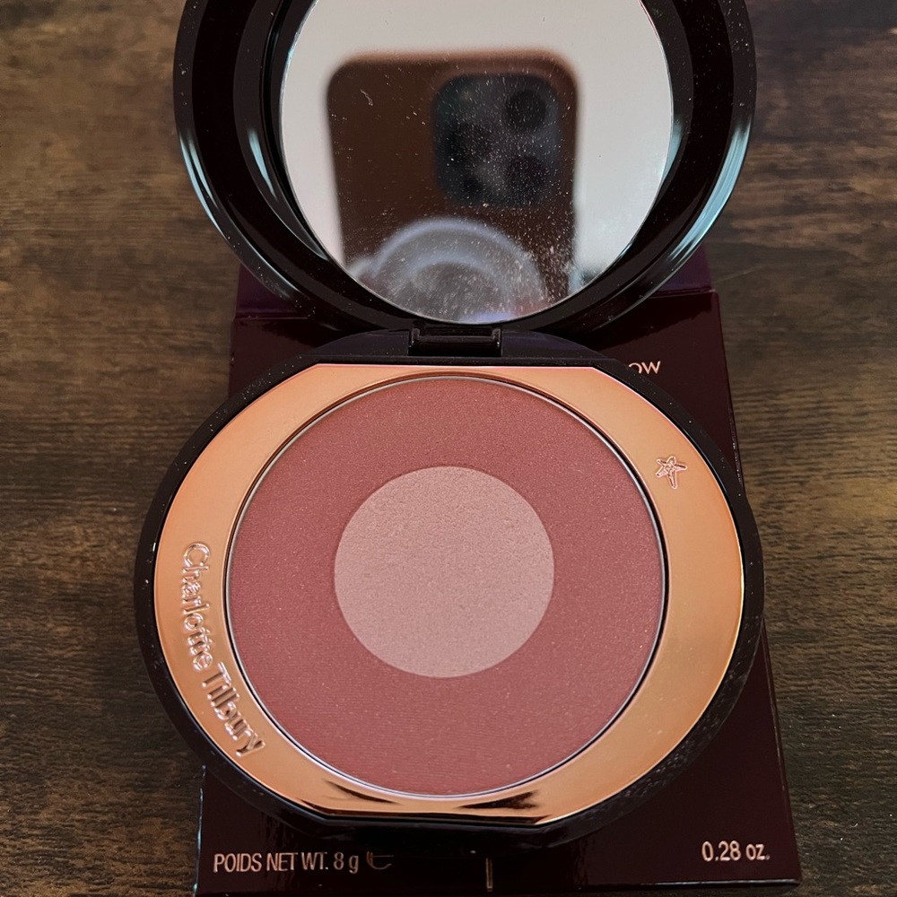 Bundle of 4 Charlotte Tilbury Makeup